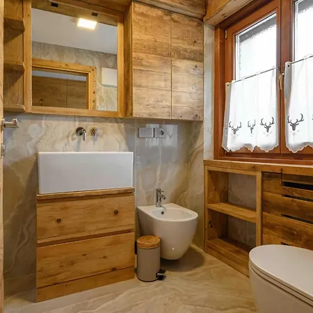 Luxury 3bdr With Private